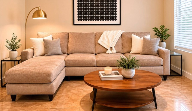 Pet-Friendly Central Austin Bungalow - Near Hospitals, Tech Corridor & Downtown