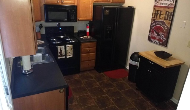 Plaza Midwood 2BR/1.5BA Condo - Pet-Friendly Near Uptown!