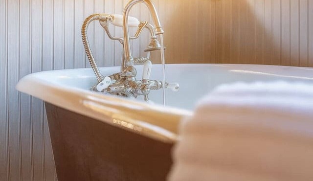 Private Micro-Farm Resort | Boutique Cabins, Pool & Tubs | Sleeps 14