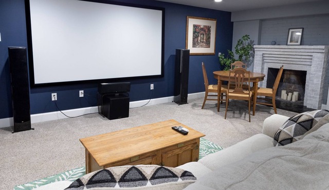 Private Suite : Outdoor and movie lover's dream