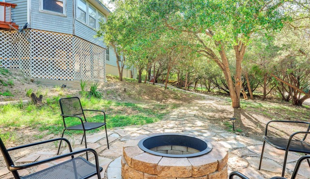 Relax, Swim & Explore: Home in Wimberley!