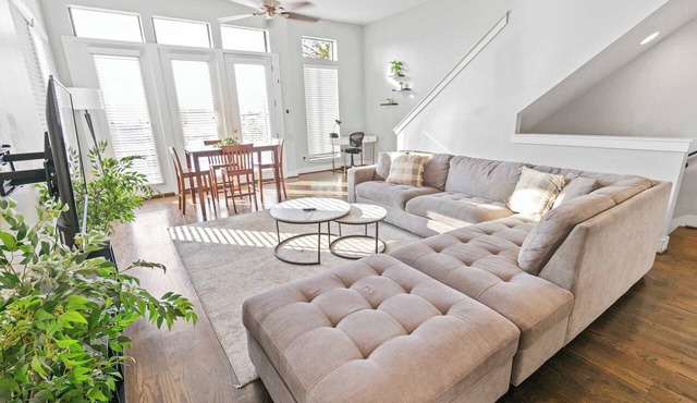 Rooftop + Private Baths | Garage | 3BR Heights