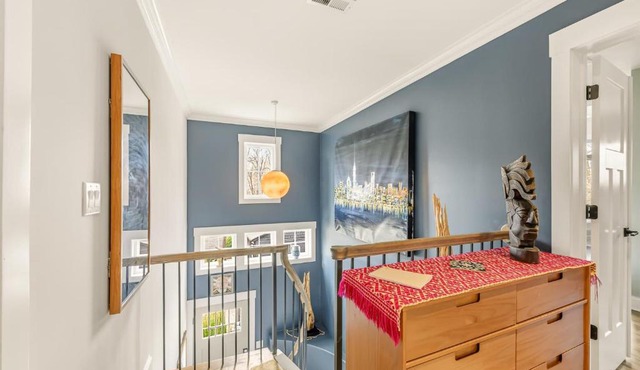 Rowen Tree Queen Room