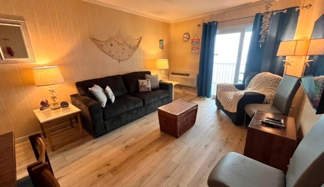 Rustic Oceanfront Retreat | 2BR Coastal Cabin-Style Condo