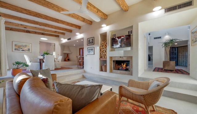 Sam Hughes/2 BR 1.5 BA/Completely Remodeled