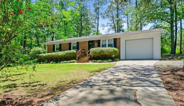 Secluded 3BR Furnished Home near Downtown Raleigh