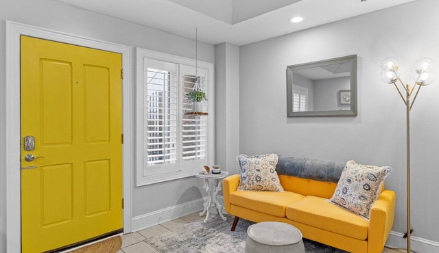 Shorty's Studio - Walkable to all of Downtown Wilmington - Full Coffee Bar