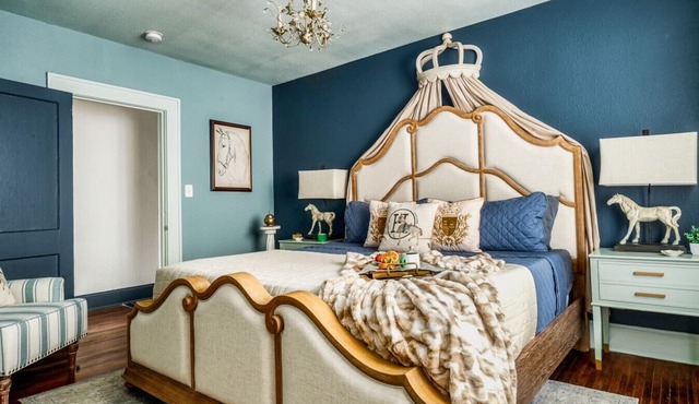 Sleeps 12 Cozy Patio Near Uptown Pets OK