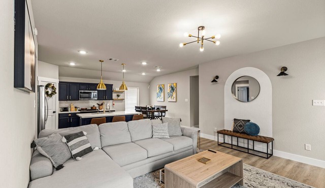 Spacious 3-bedroom family-friendly home with a secret hidden attic!