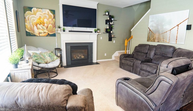 Spacious 4-bedroom house in charming Charlotte