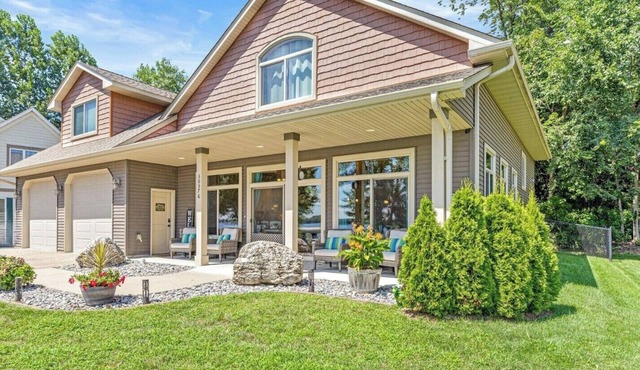 Spacious|Lakefront|Gameroom|Multi-generational