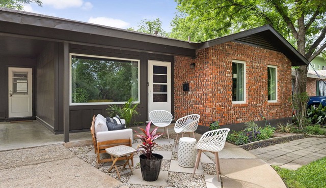 Stay Central Ride the Trail Experience Austin With focus on healthy home living!