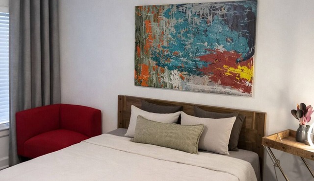 Stay Near The Star Frisco + Eats, Shops & Comfort