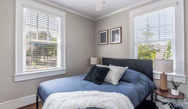 Stylish King Retreat Near 5 Points with Patio