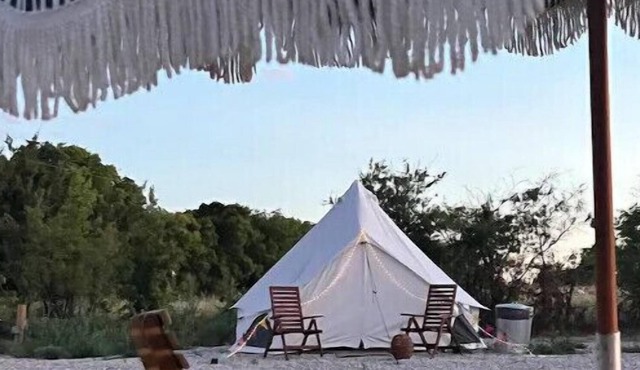Supernova One-Starlite Glampground