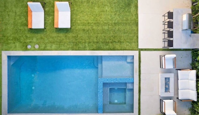 The Artezen Villa by Stay Awhile Villas