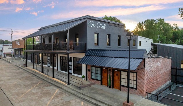 The Dell | Historic Boutique Retreat in the Heart of Downtown Broken Bow