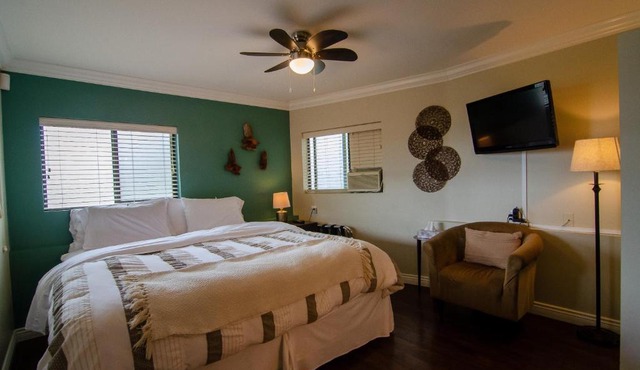 The Fraser River's Edge B&B Lodge