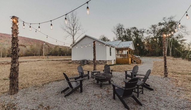 The Section House - a mountain retreat with incredible views near Chattanooga!