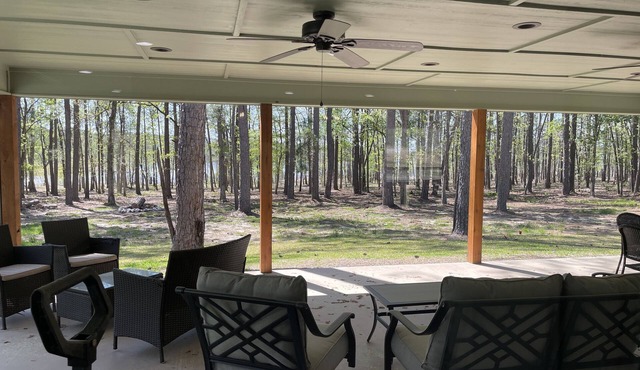 The Shores - Beautiful waterfront home on The Shores of Lake Sam Rayburn