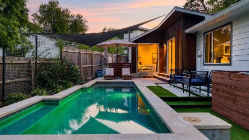 Townes Retreat by AvantStay