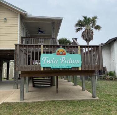 Twin Palms