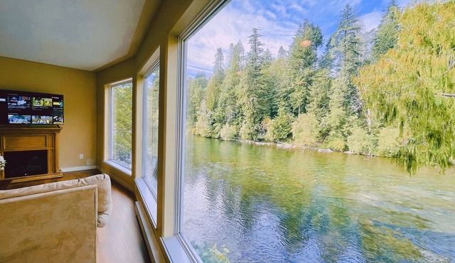 Ultimate Fishing Escape: Reel in the Best Catches & Breathtaking River Views
