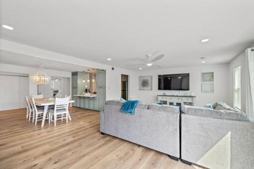 Unwind in beachside comfort with gorgeous views