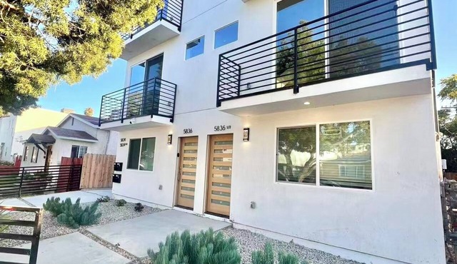 Urban Pulse:4b4b 15 min to Sofi Stadium, DTLA, LAX and the Beach