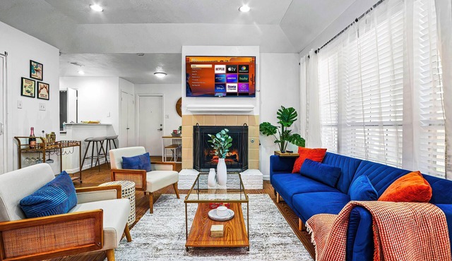 Urban Retreat: Near Downtown