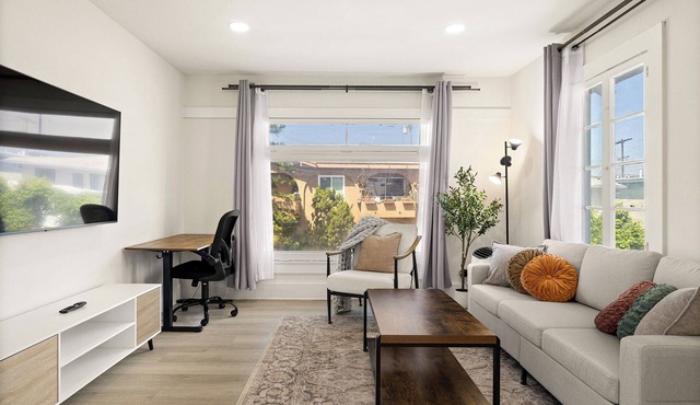 Venice Stylish Loft 1Bed A+ Location