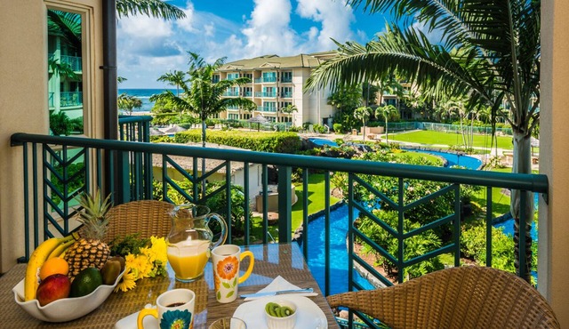 Waipouli Beach Resort Exquisite Oceanview Overlooking the Fantasy Pool