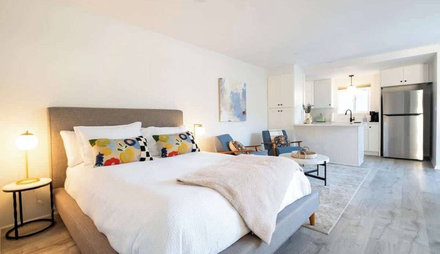 Walk to Beach! Sunny Carlsbad Studio w/Parking