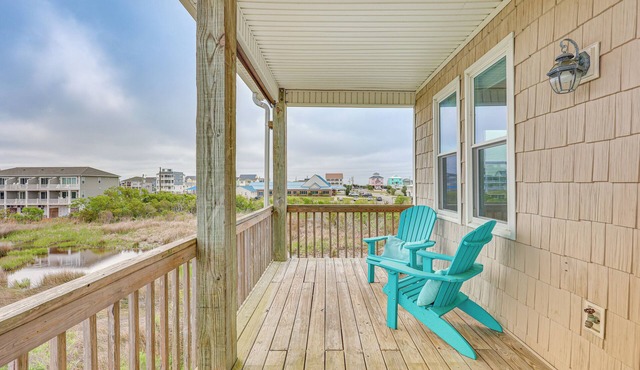 Walk to Surf City Beach: Ocean-view Home w/Decks!