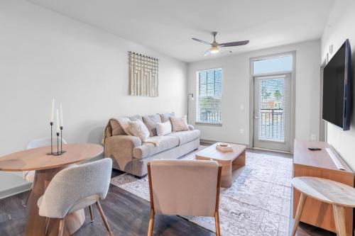 Warm, Inviting 2BD Apt In Matthews