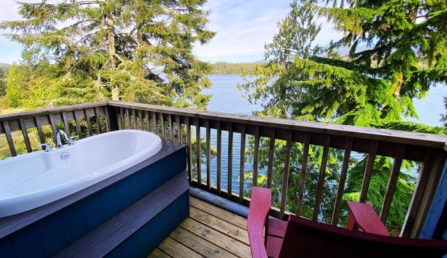 Waters Edge Shoreside Suites