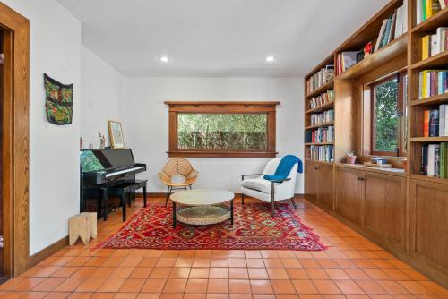 West Adams 4BR Home with Grill Colby & Conrad