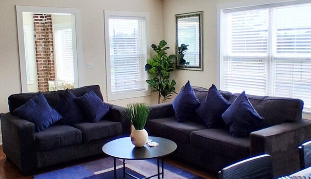 Xscapecation Oasis III is a Soothing 2-bedroom apartment minutes from downtown