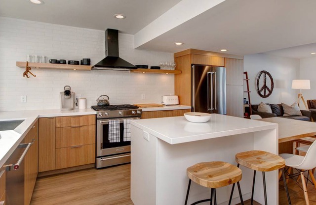 130 m² Condo ∙ 3 bedrooms ∙ 6 guests