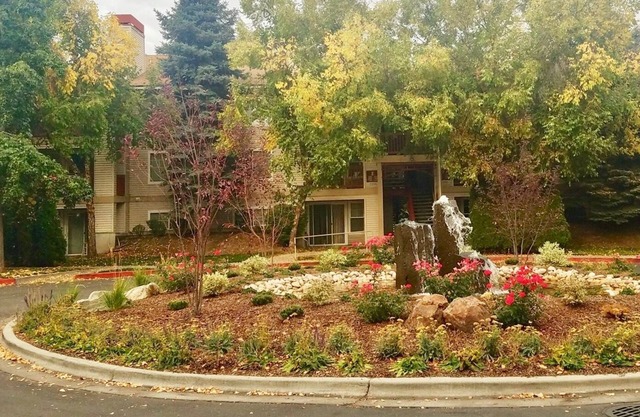 3 BR Fabulous Group/Family Getaway - Fully Furnished - Central Boise - E108
