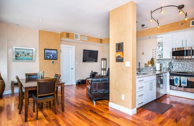 Amazing Luxury Condo In The Historic El Cortez
