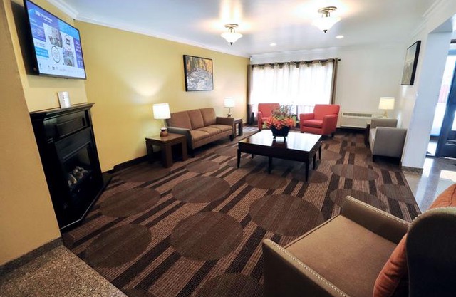 Best Western Chieftain Inn
