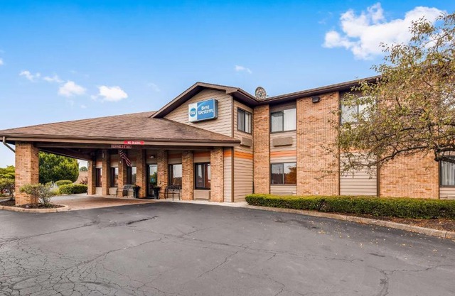 Lakewood Inn 