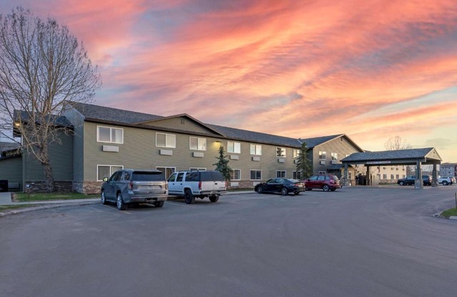 Pinedale Inn 