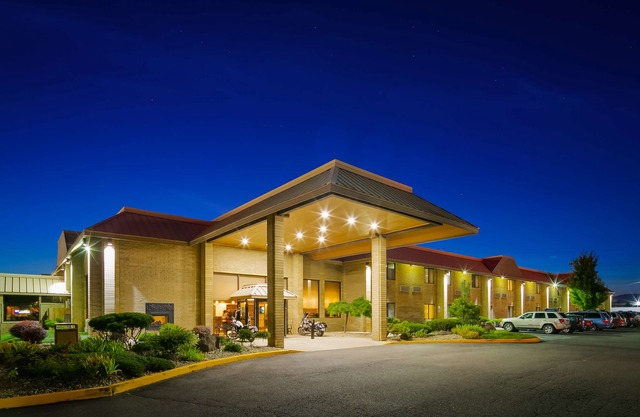 Best Western Plus Ahtanum Inn