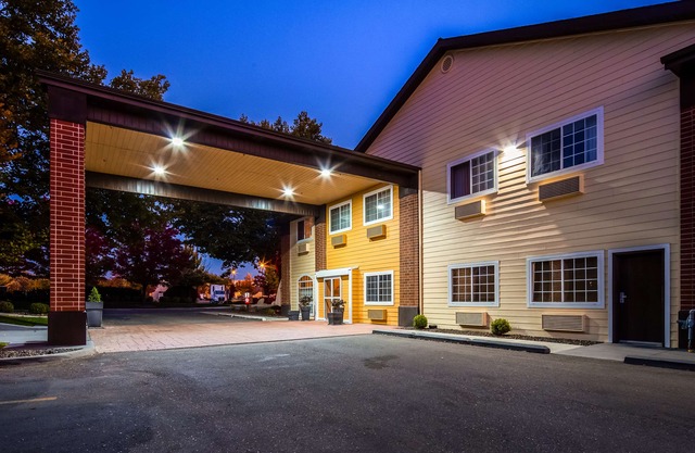 Best Western Plus Meridian