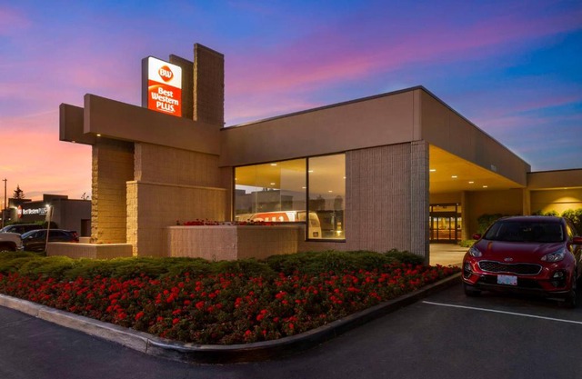 University Inn 