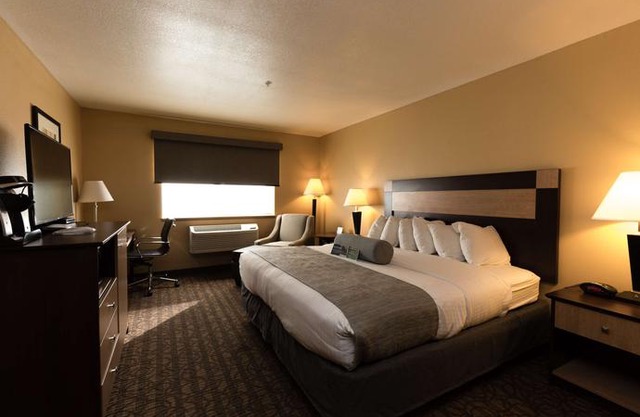 Best Western Sawtooth Inn and Suites