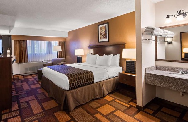 Best Western Tower West Lodge