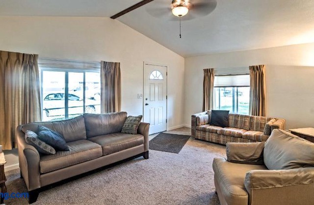 Billings Apartment Easy Access to Trails and Parks